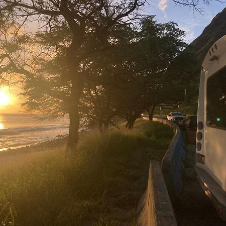 Oahu Camper Adventures Hotel Kailua Exterior photo