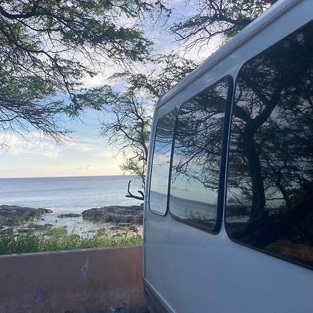 Oahu Camper Adventures Hotel Kailua Exterior photo